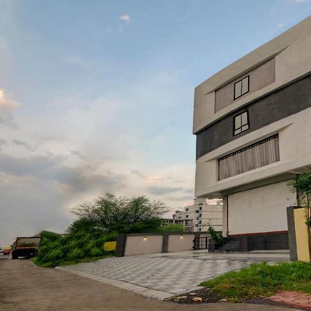 Hotel Signature Planet Indore Eksteriør bilde