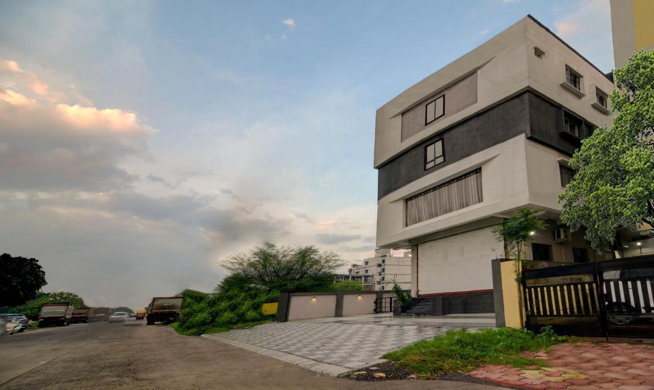 Hotel Signature Planet Indore Eksteriør bilde