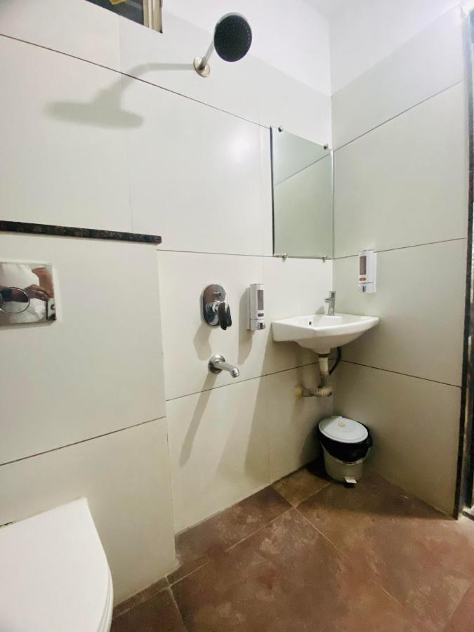 Hotel Signature Planet Indore Eksteriør bilde