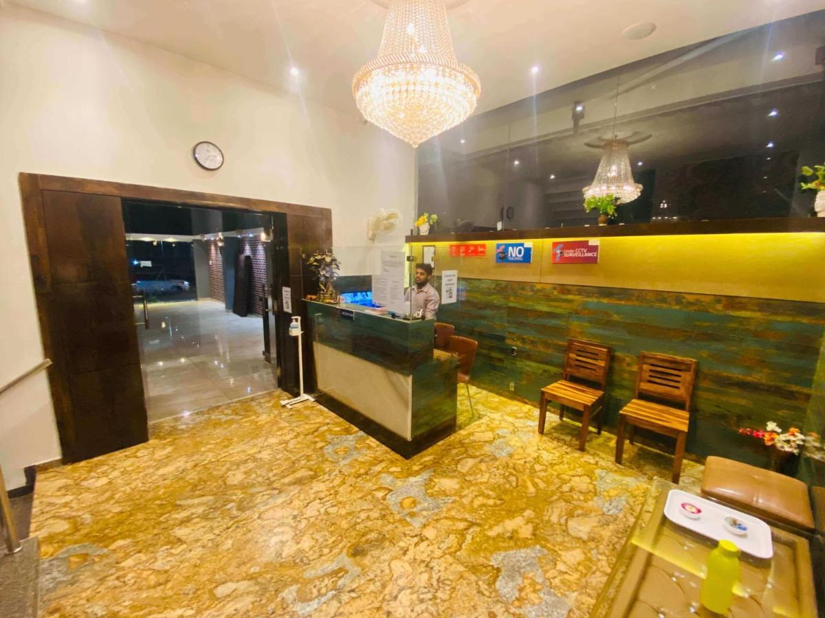 Hotel Signature Planet Indore Eksteriør bilde
